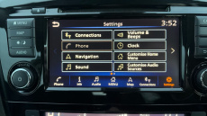 Nissan Qashqai 1.3 DiG-T Acenta Premium 5dr Petrol Hatchback